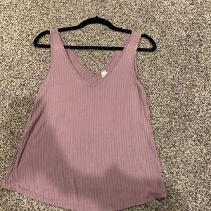 Ribbed purple tank top